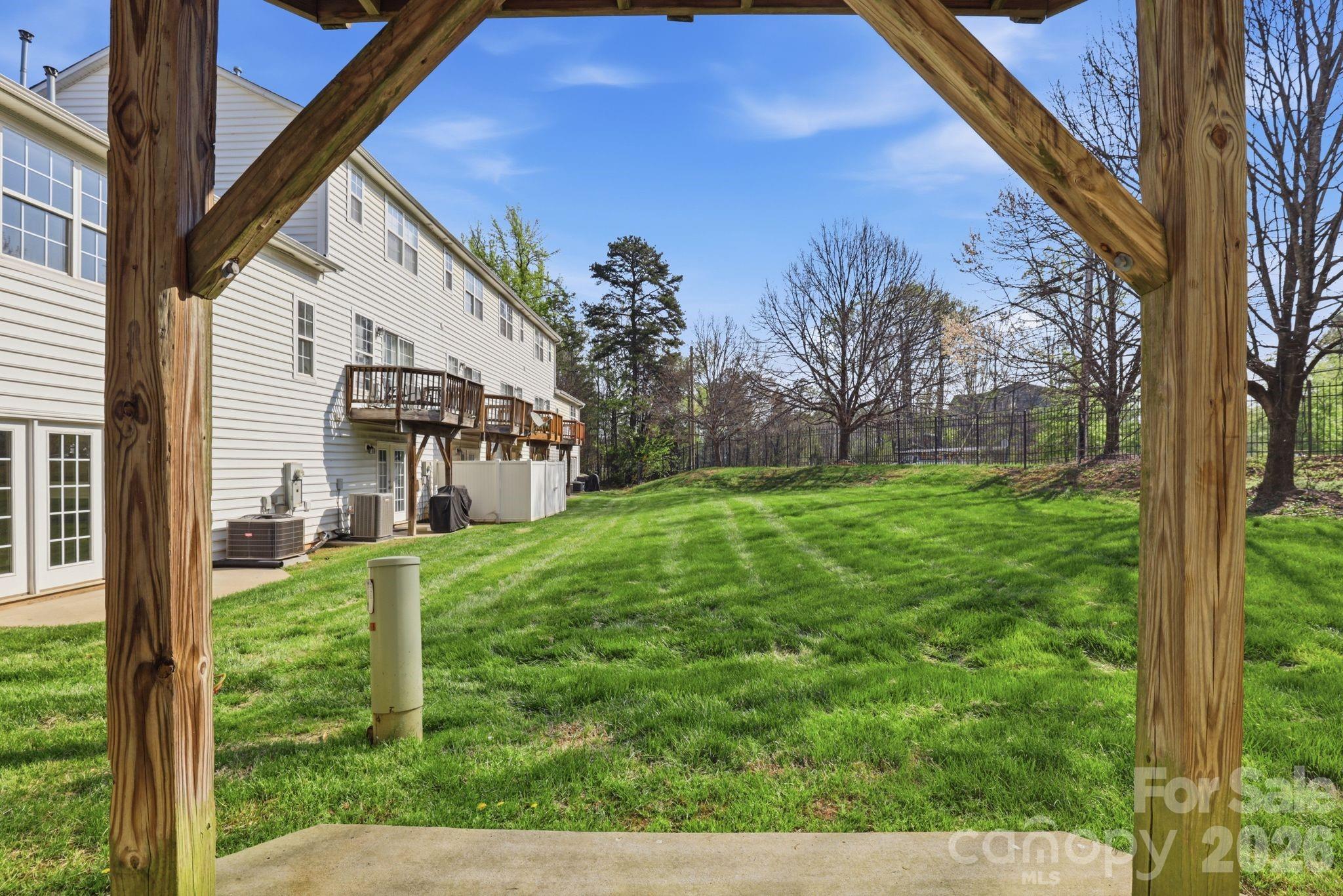 Avalon at Mallard Creek - Residential