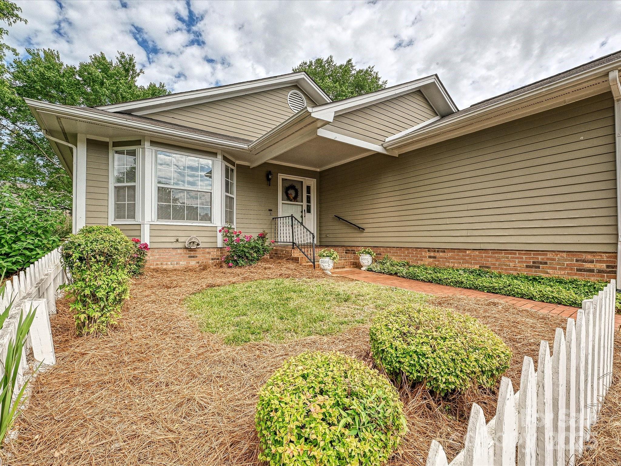 2919 Peachwood Court