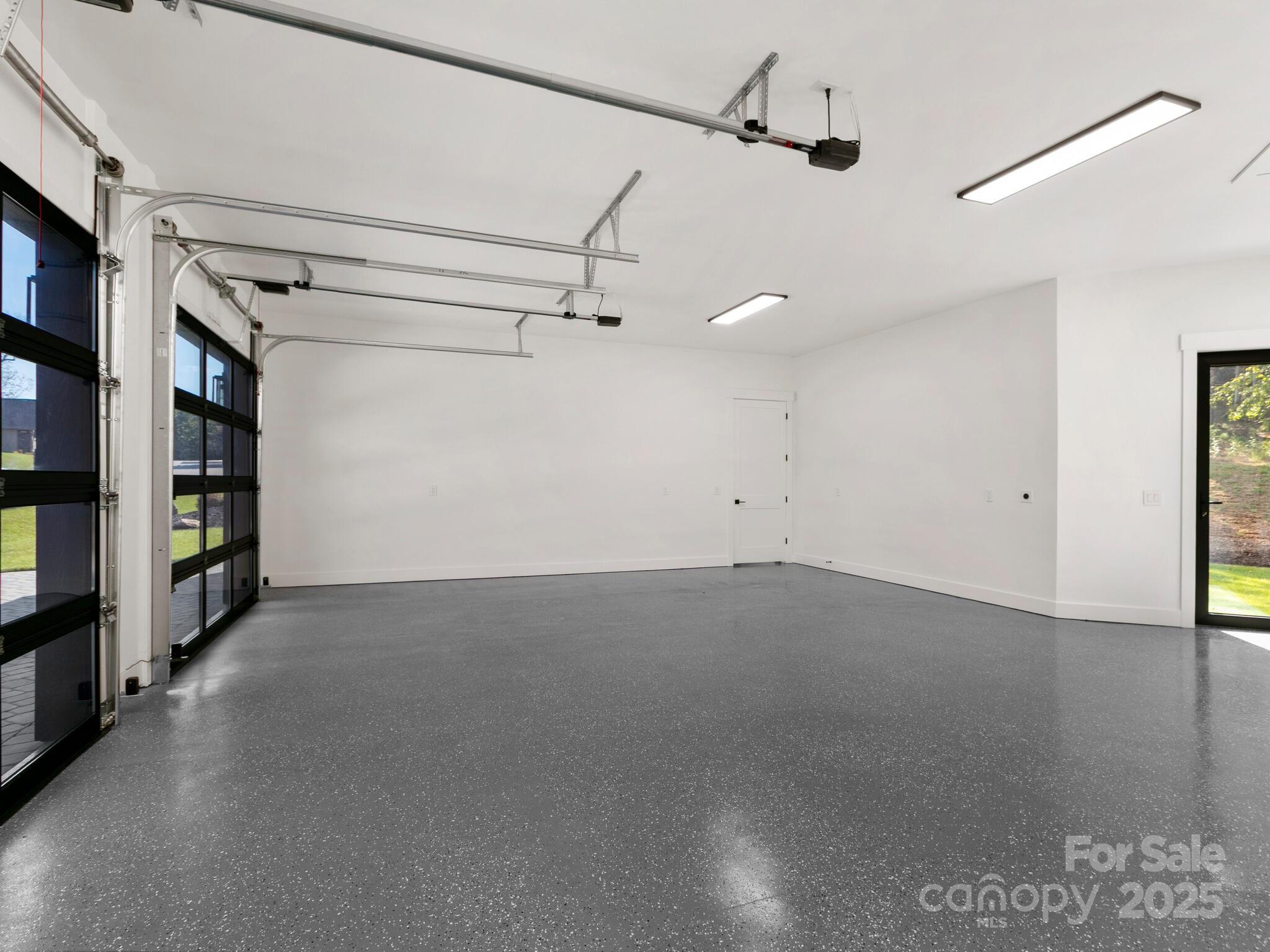 Horse Shoe Cove - Residential