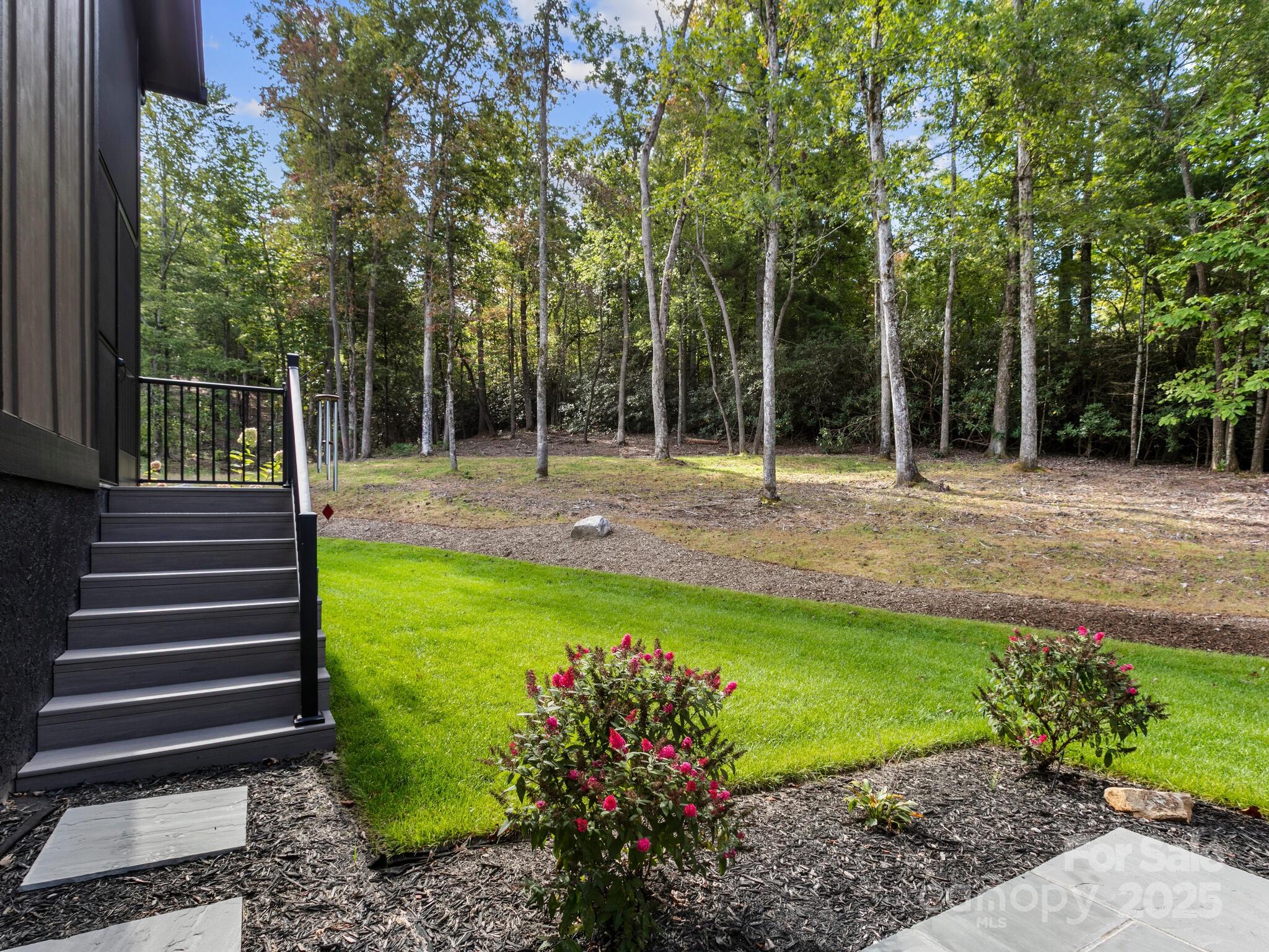 Horse Shoe Cove - Residential