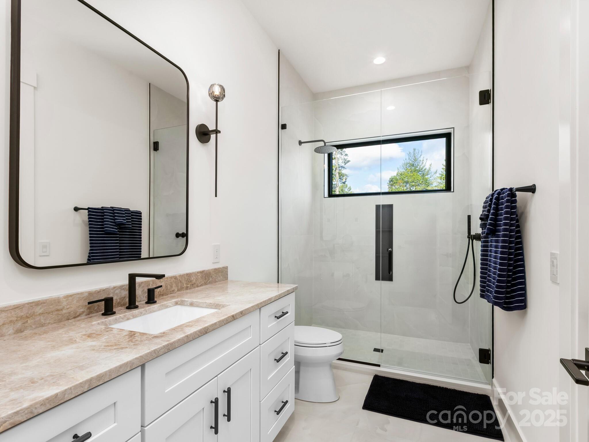 Horse Shoe Cove - Residential