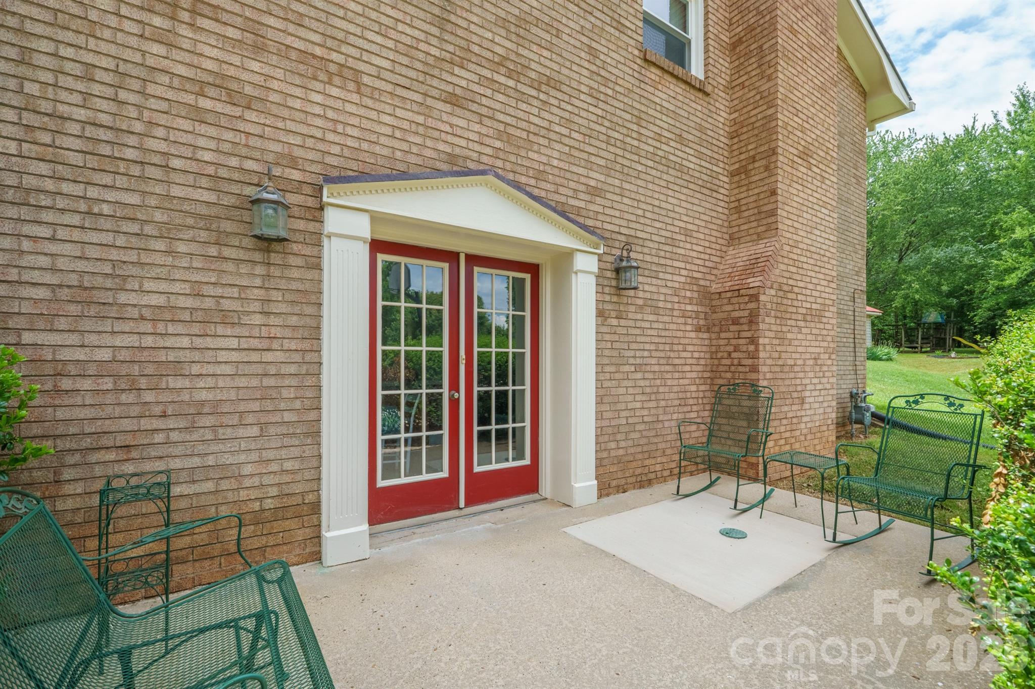 201 Wellington Drive