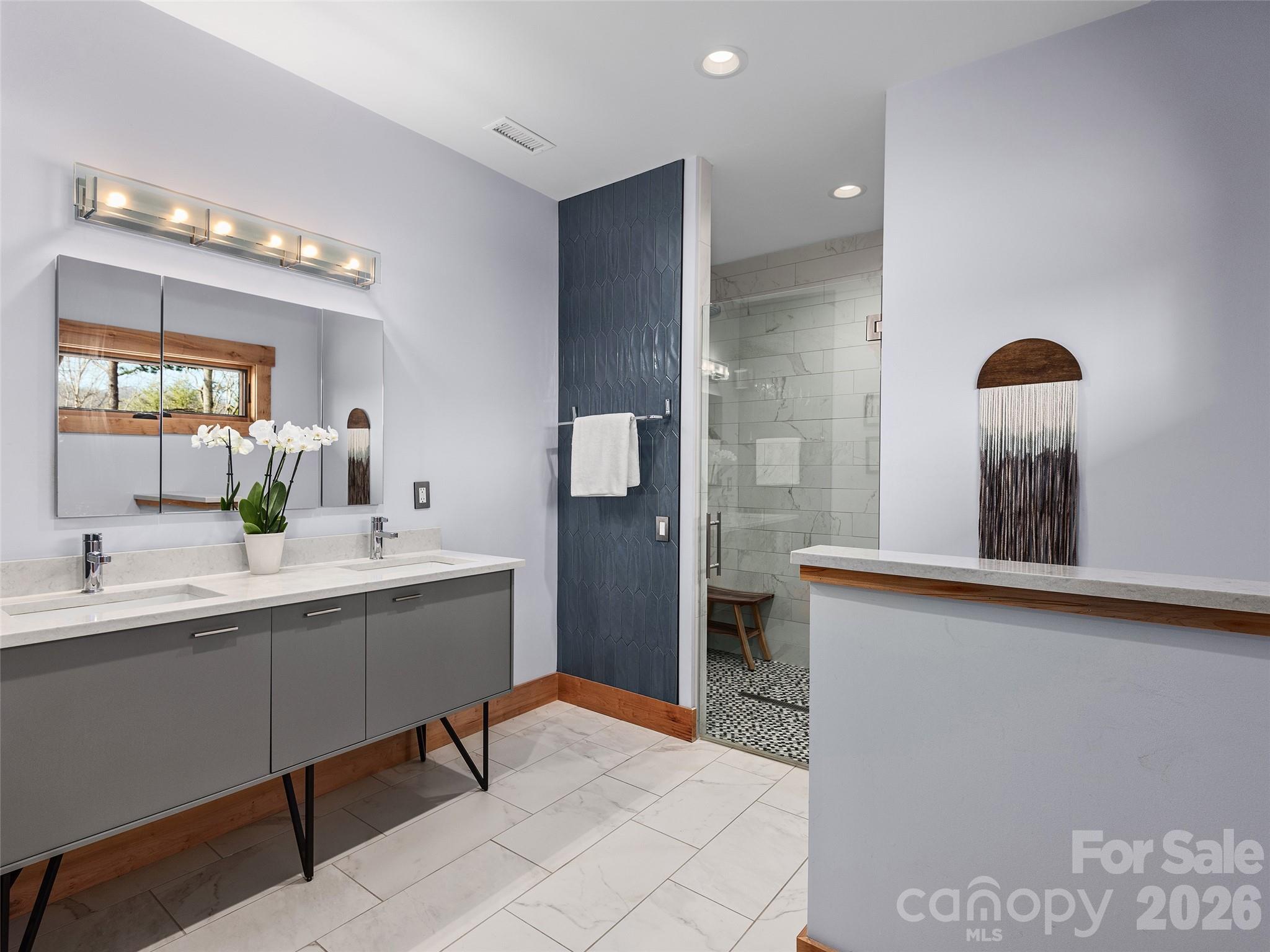 Ravenwood Estates - Residential