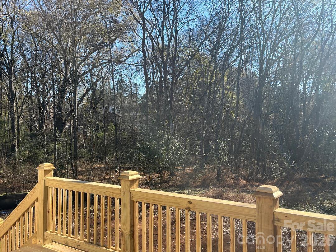 5807 Monticello Drive NW