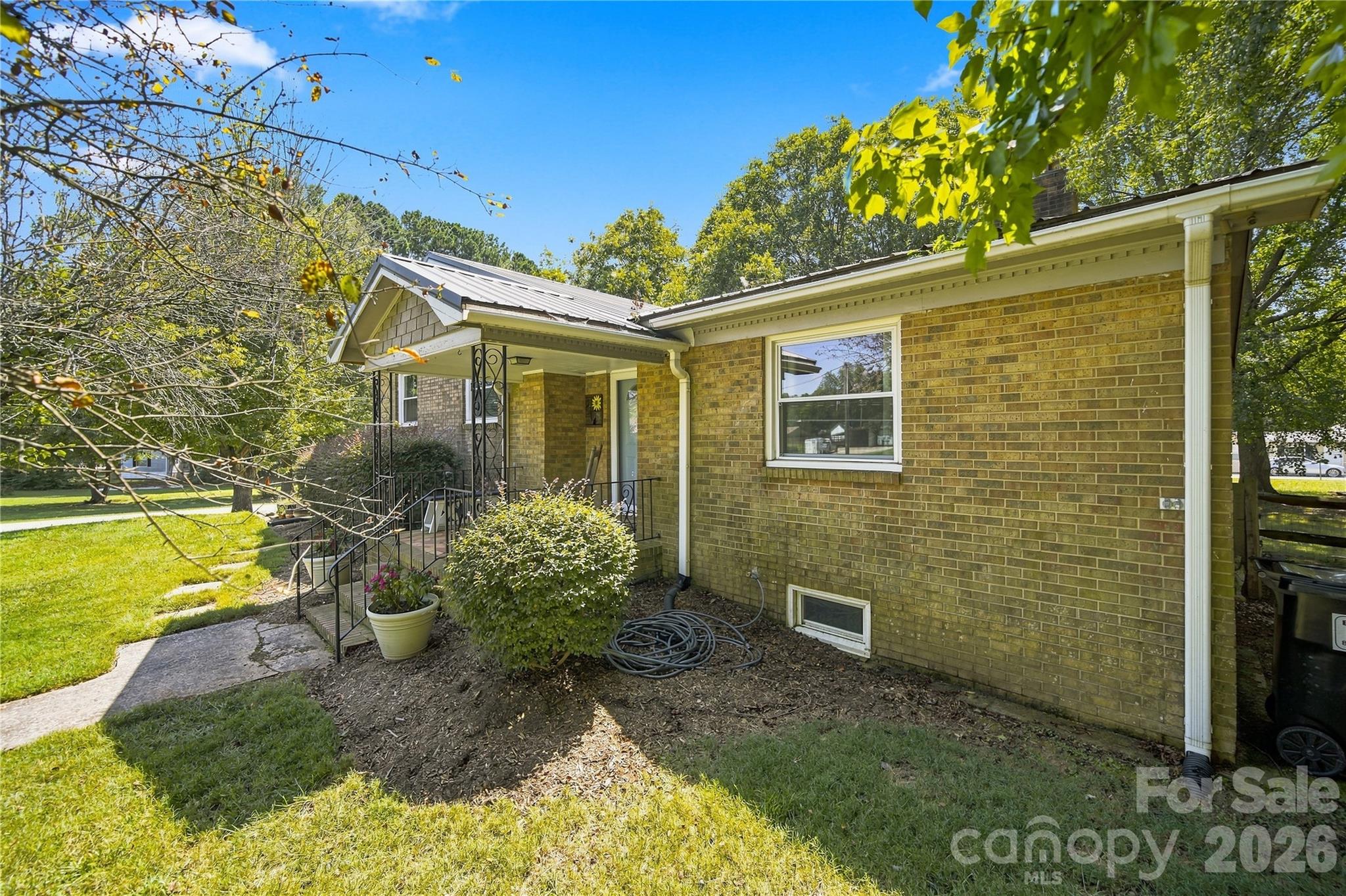 7704 Otts Circle