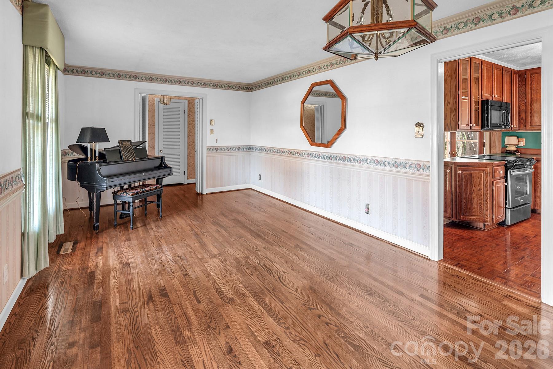 Neel Estates - Residential