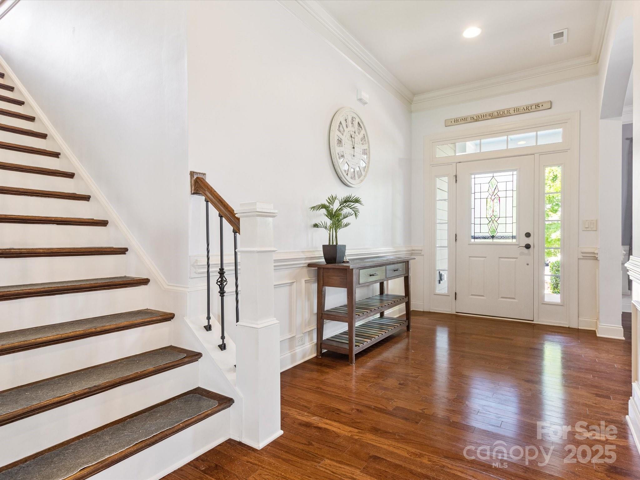 1009 Hampton Grove Road