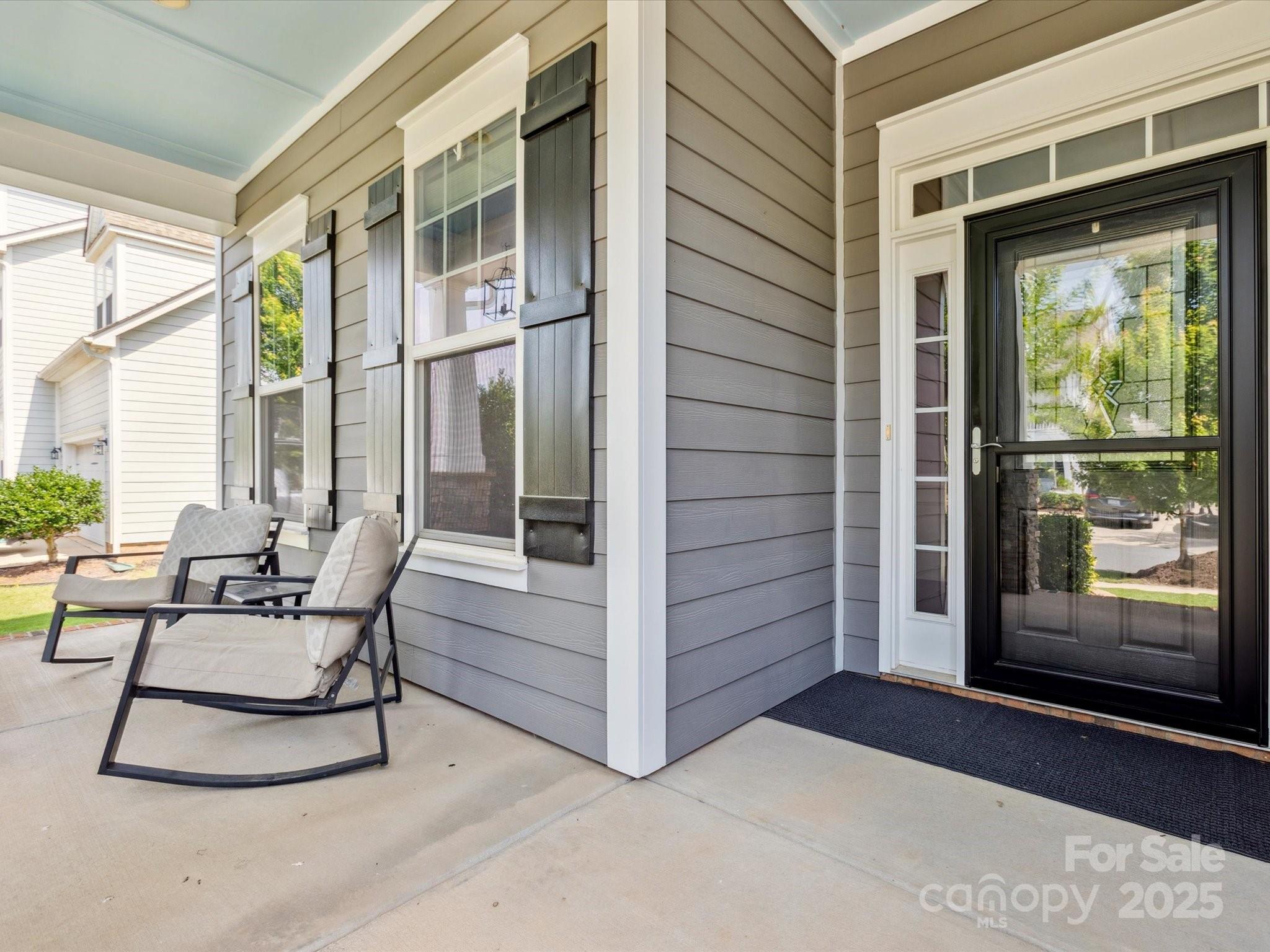 1009 Hampton Grove Road