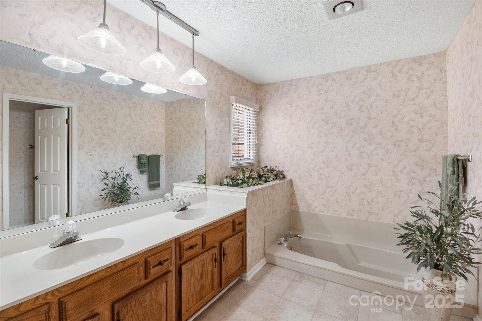 Deerwood - Residential