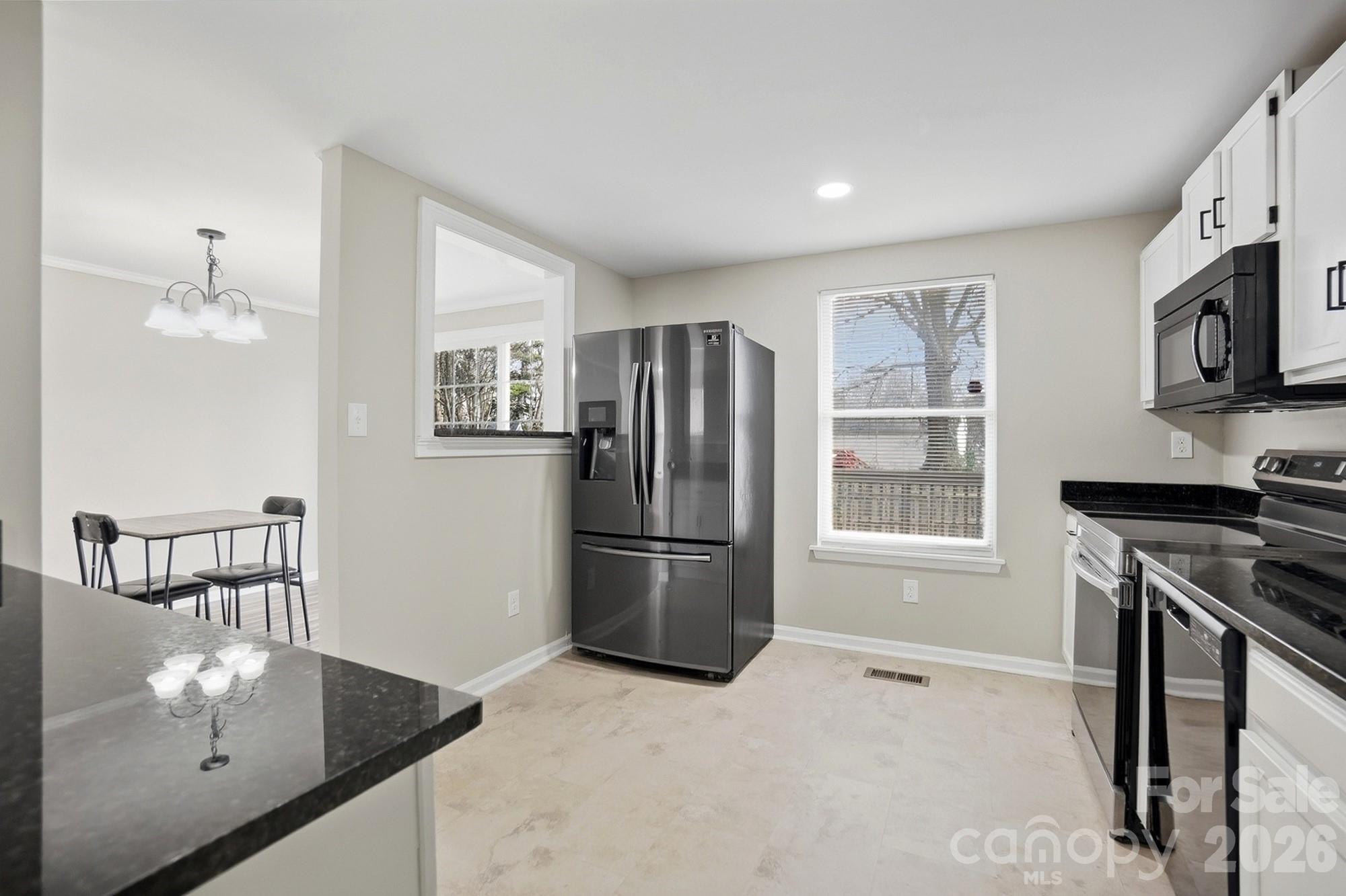 6621 Piney Path Road