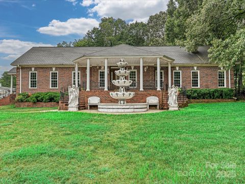 4900 Rocky River Road Charlotte NC 28215