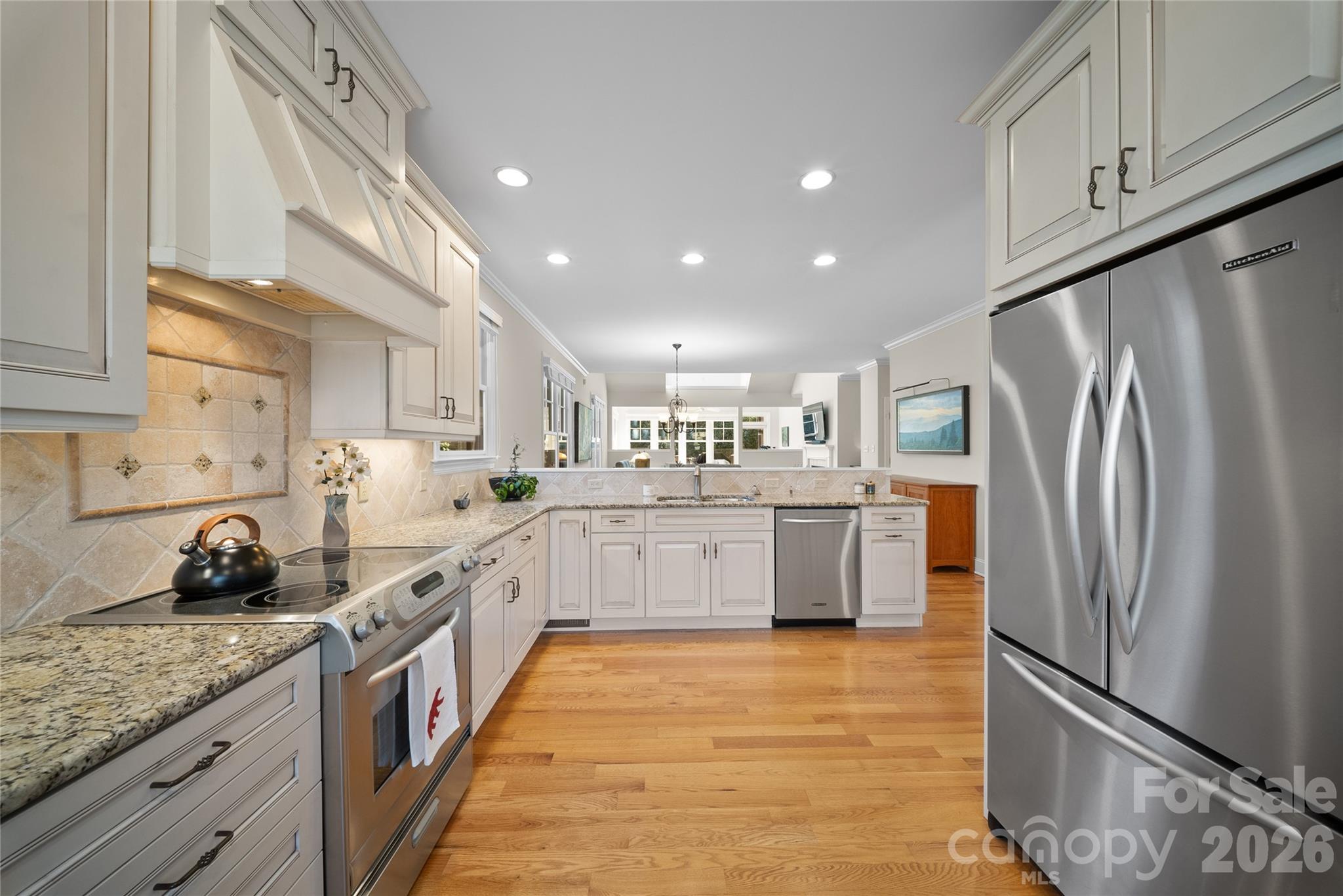 2 Meadow Vista Court