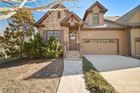 2 Meadow Vista Court Asheville NC 28803