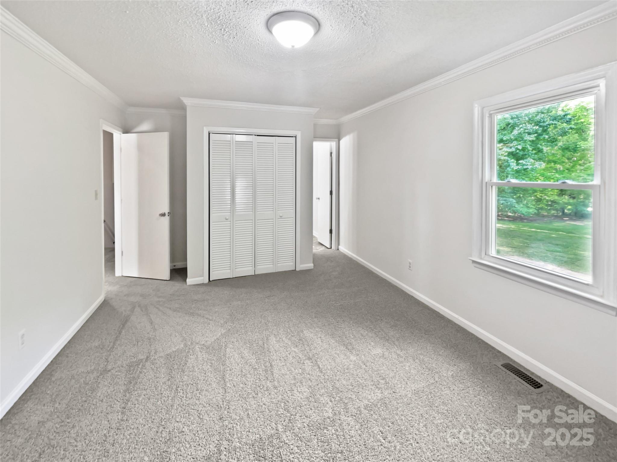 Walden Pond - Residential