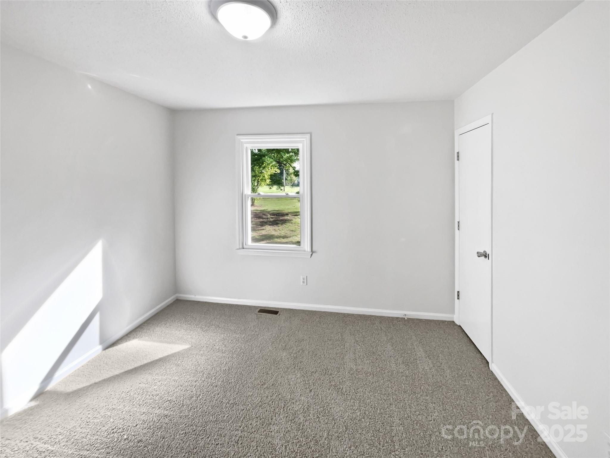 Walden Pond - Residential