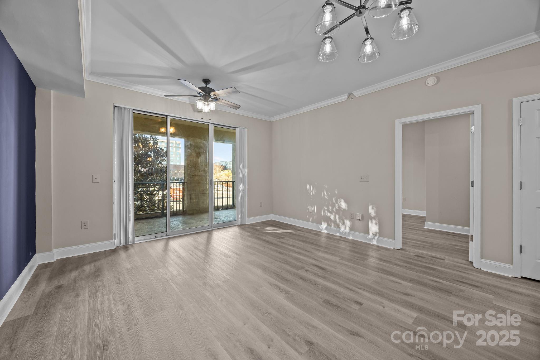 Fifth And Poplar - Residential