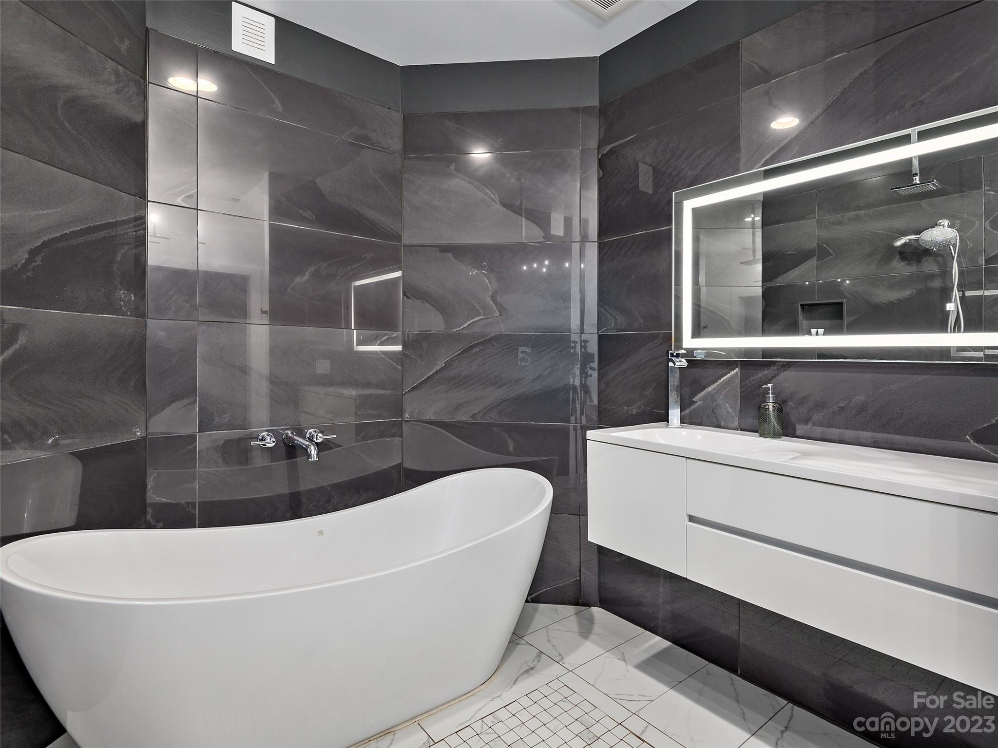 Jays Mountain - Residential