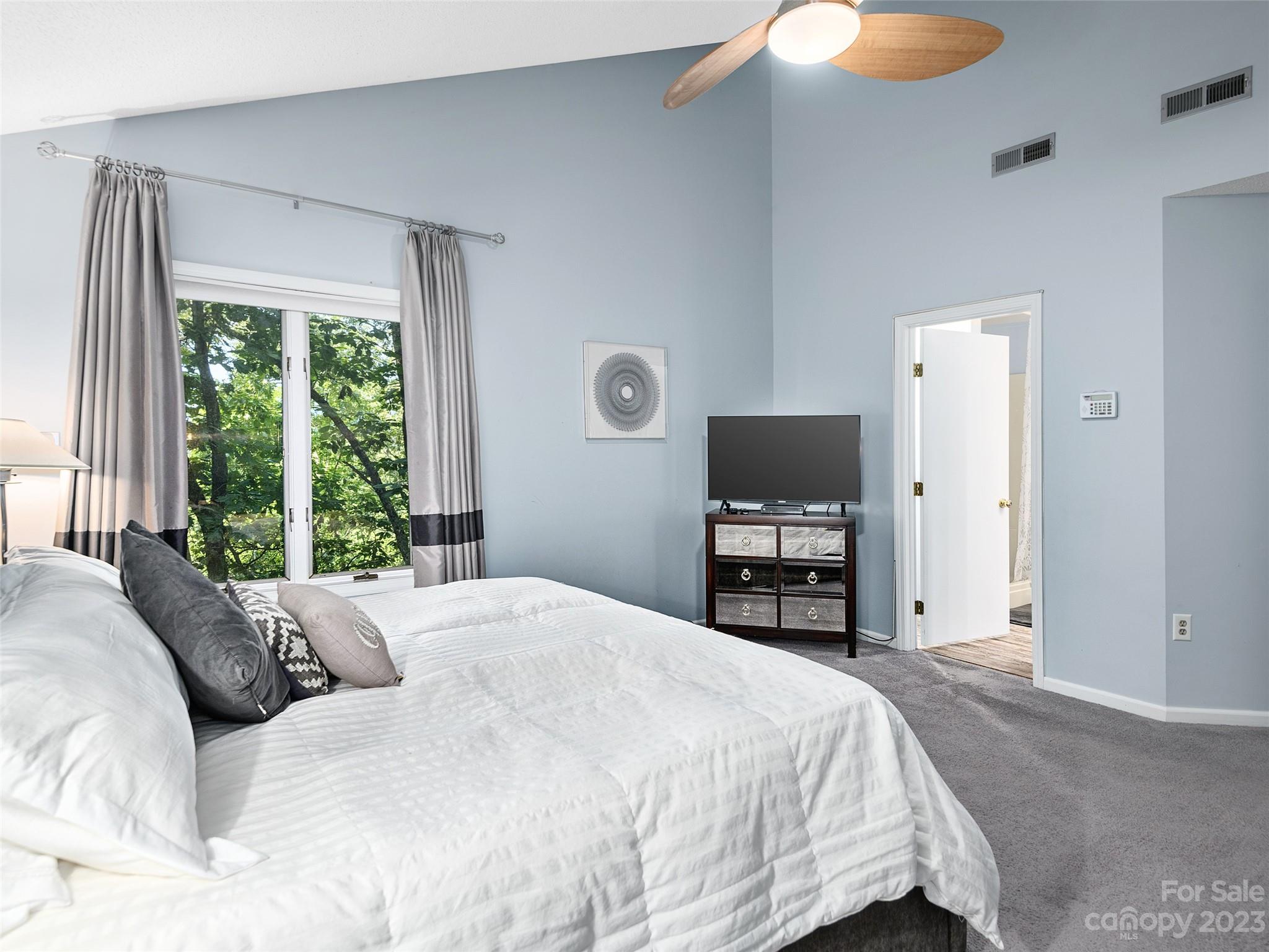 Jays Mountain - Residential