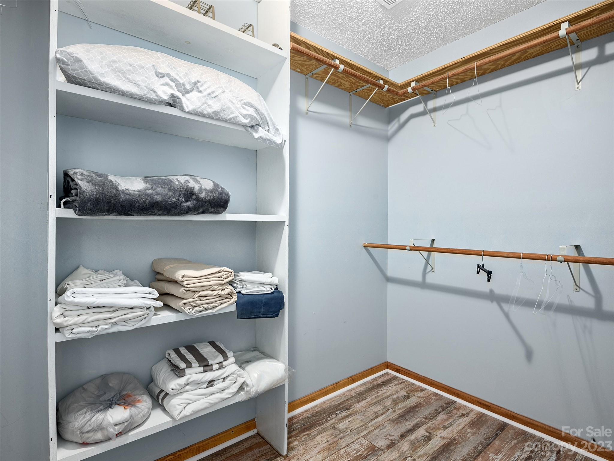 Jays Mountain - Residential