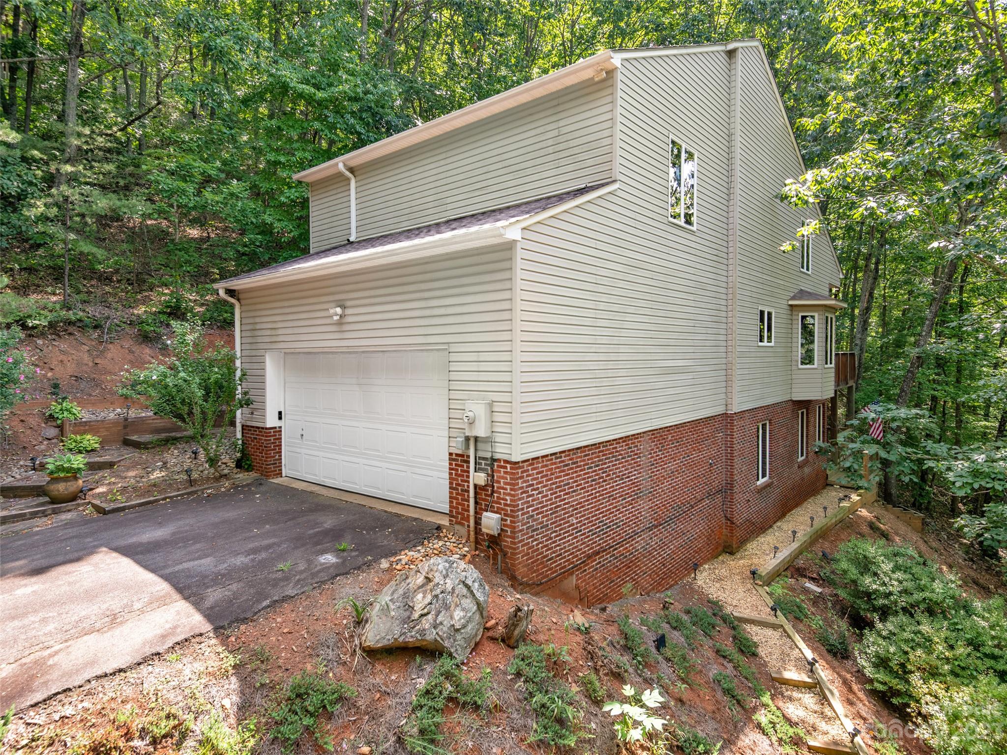 Jays Mountain - Residential