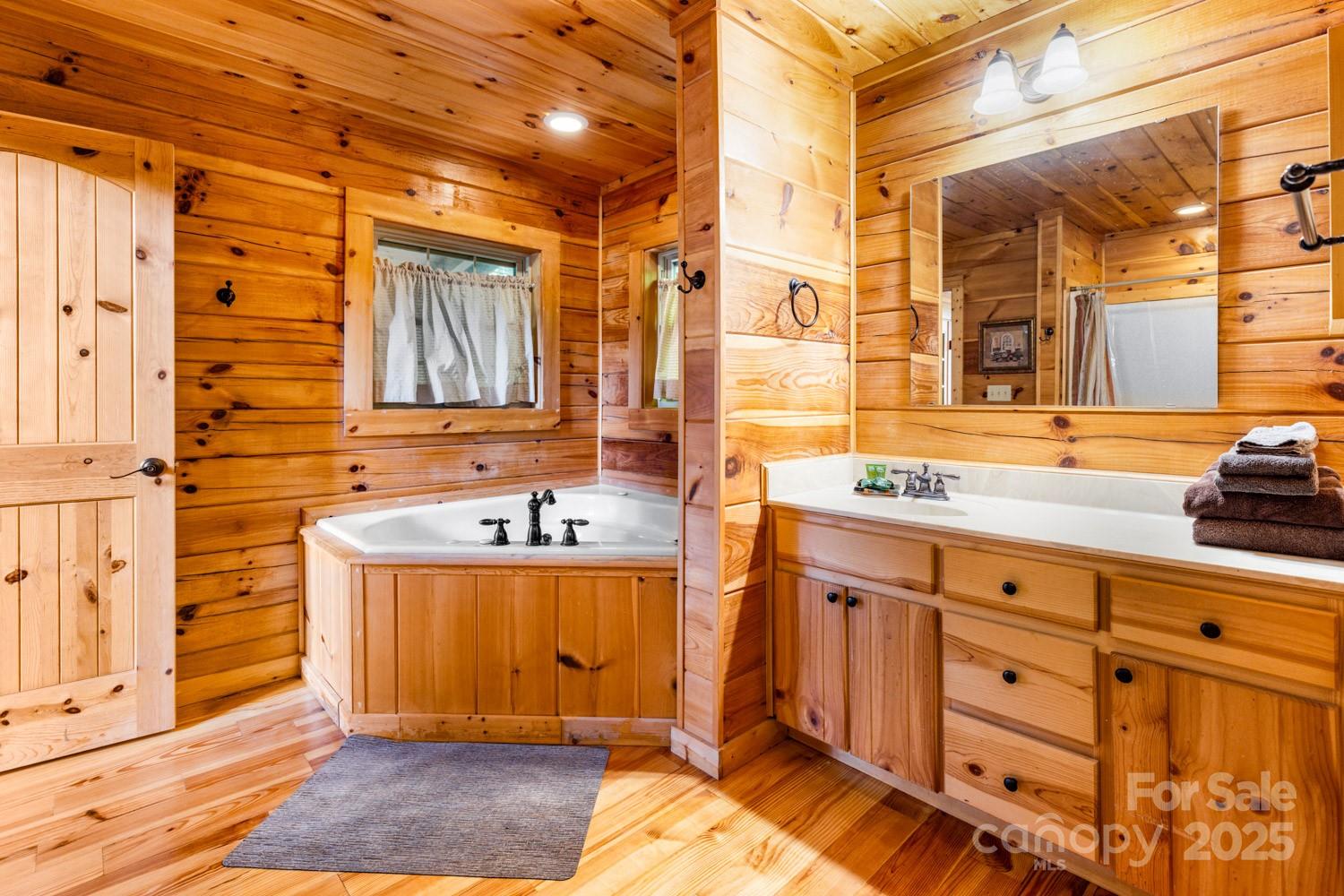 Toms Creek - Residential Income