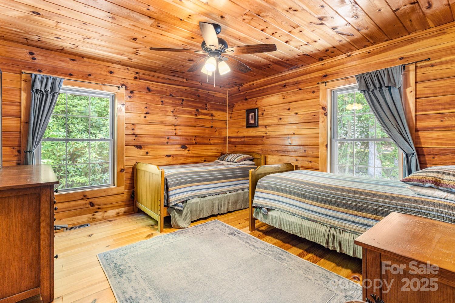 Toms Creek - Residential Income