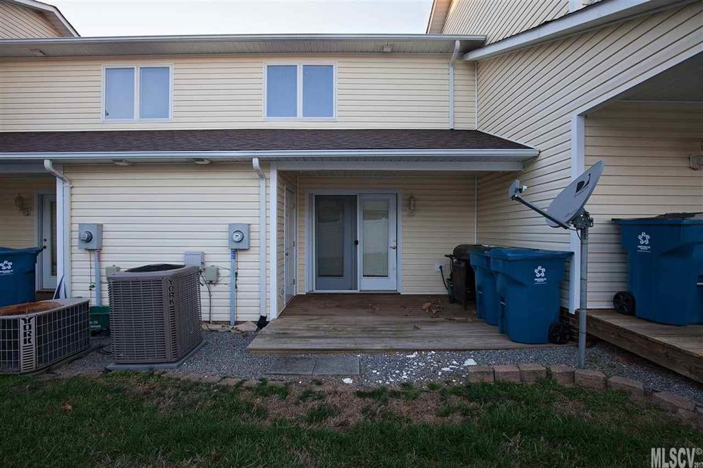 White Oak Manor - Residential