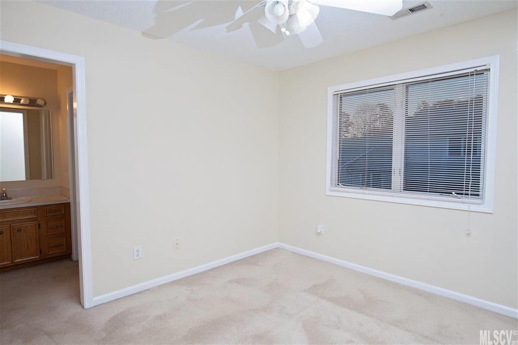 White Oak Manor - Residential