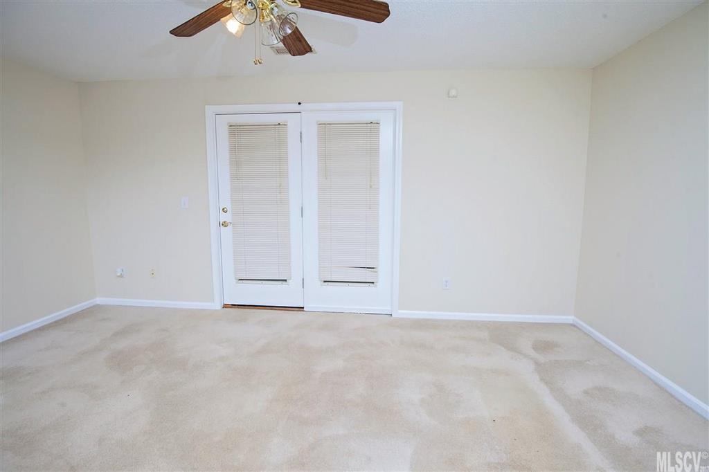 White Oak Manor - Residential