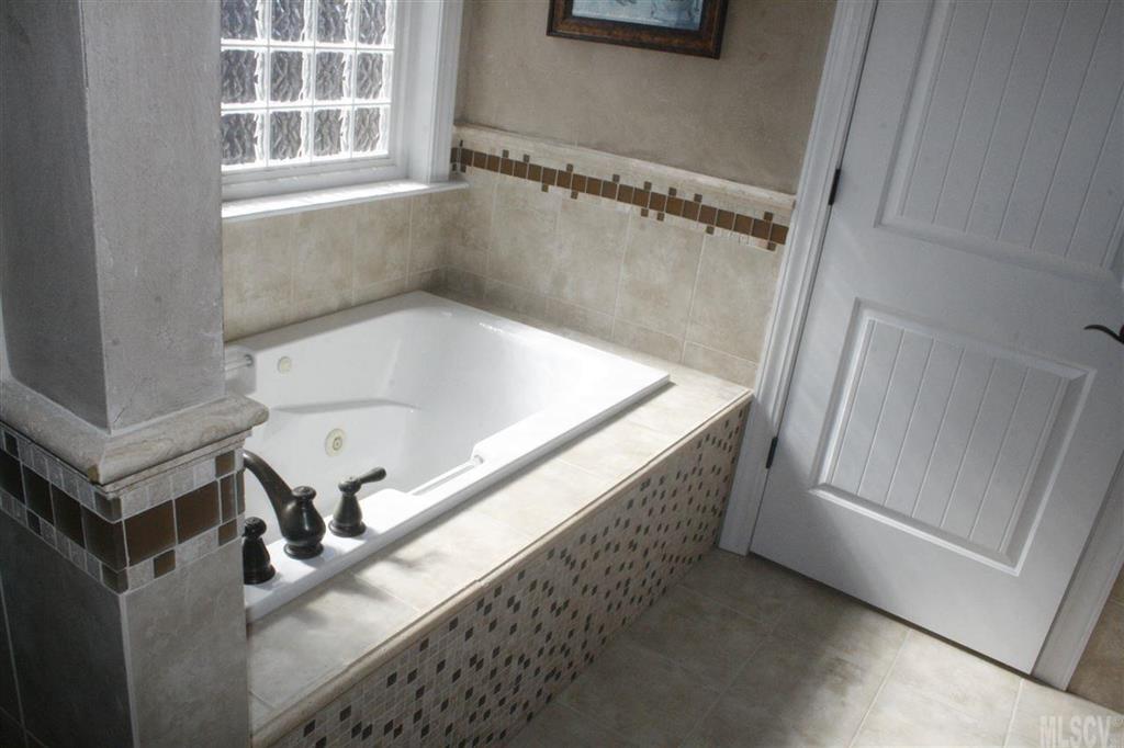 Olivers Landing - Residential