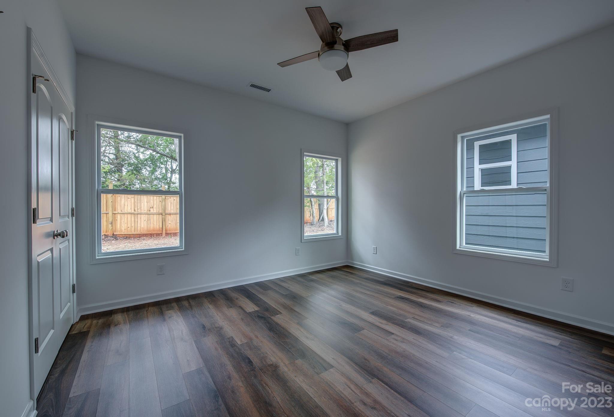 Dixon Village - Residential