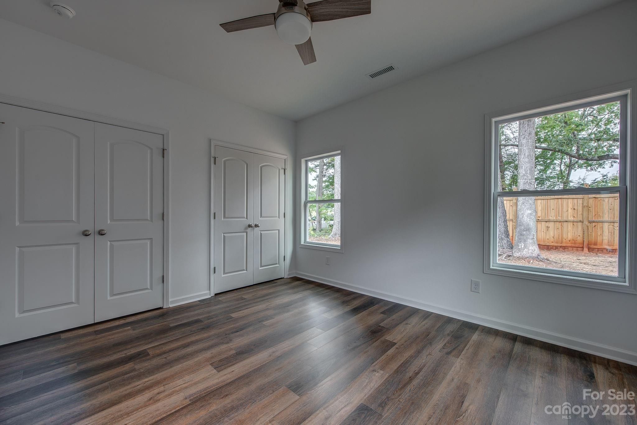 Dixon Village - Residential