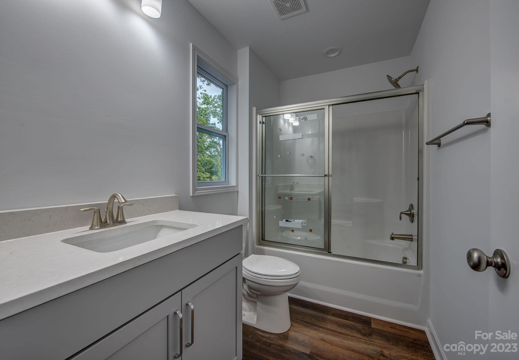 Dixon Village - Residential