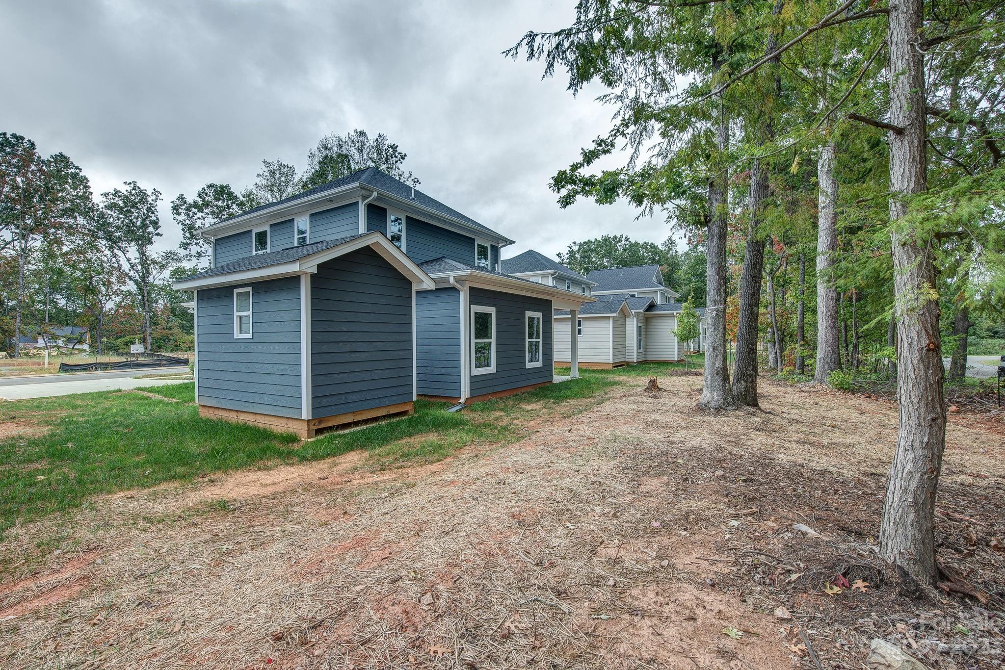 Dixon Village - Residential