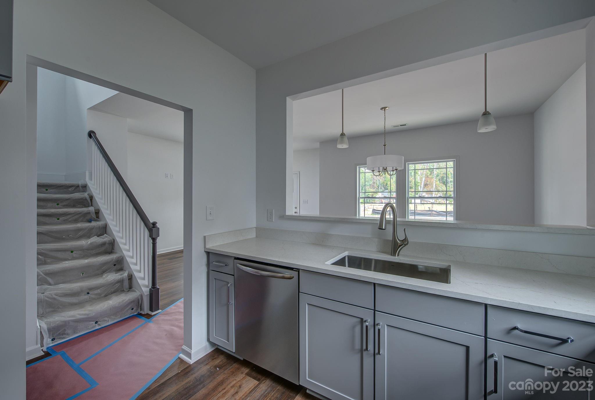 Dixon Village - Residential