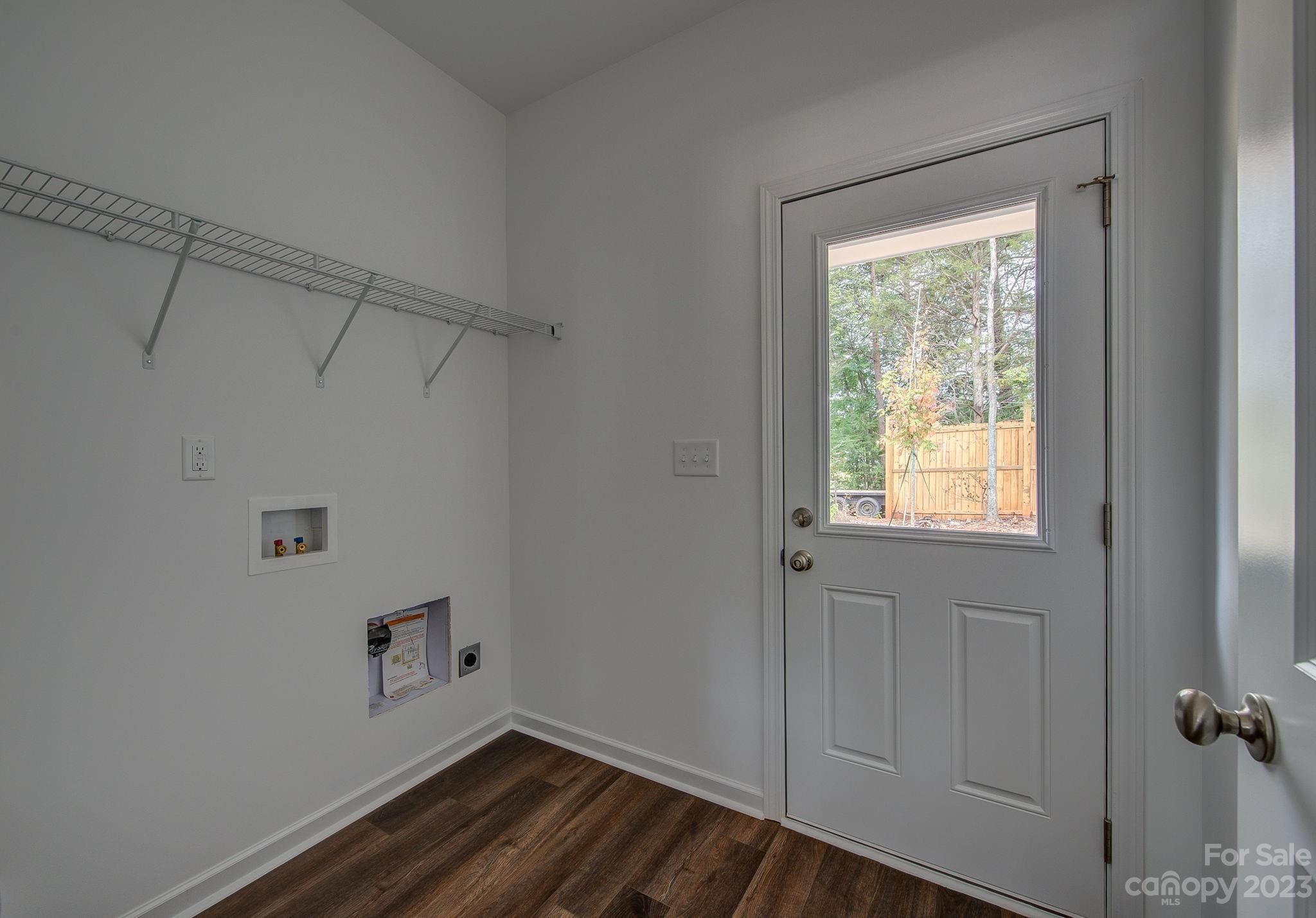 Dixon Village - Residential