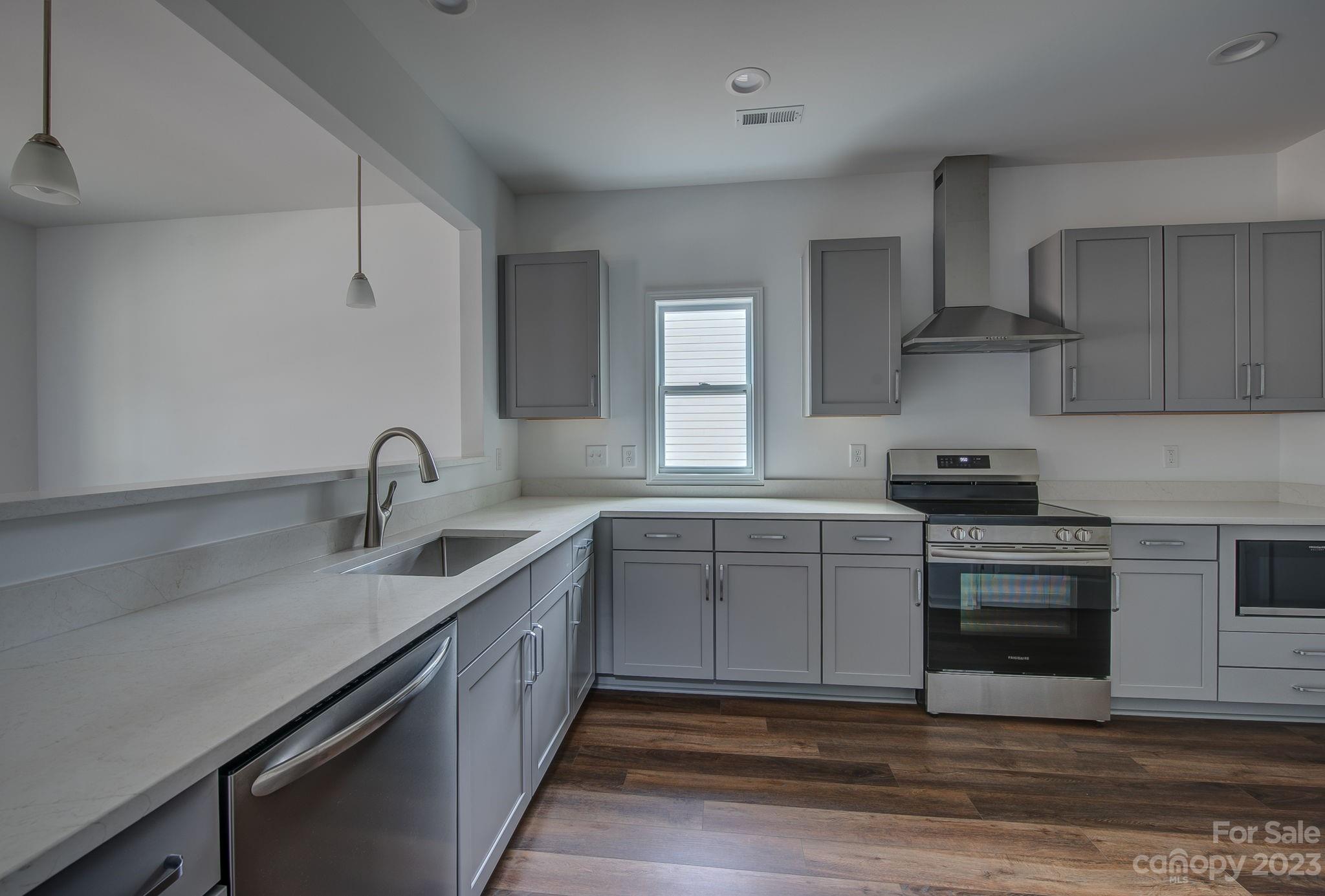 Dixon Village - Residential