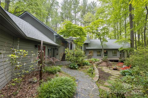 14 Oak Hollow Drive Asheville NC 28805