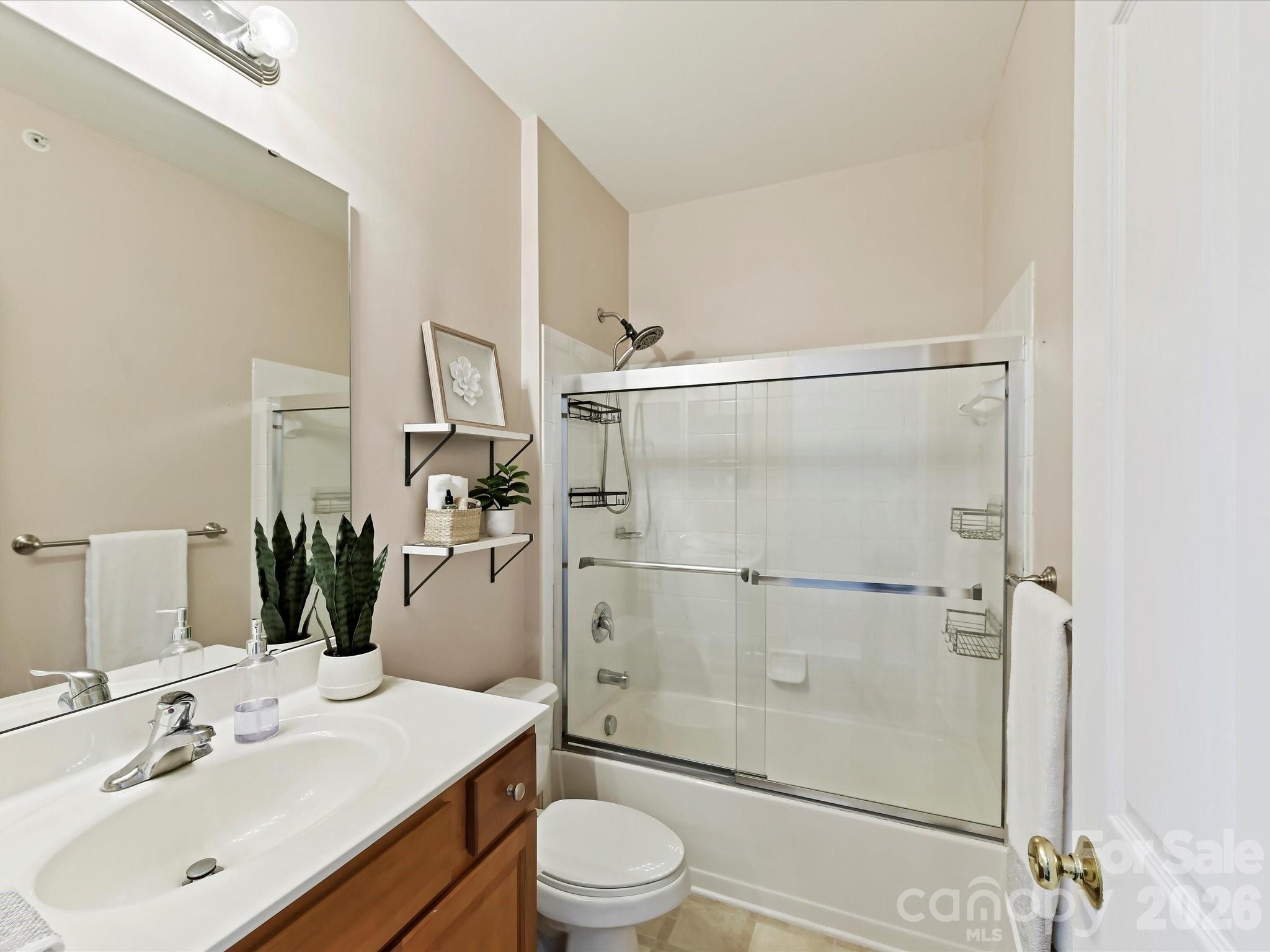 Alexander Chase - Residential