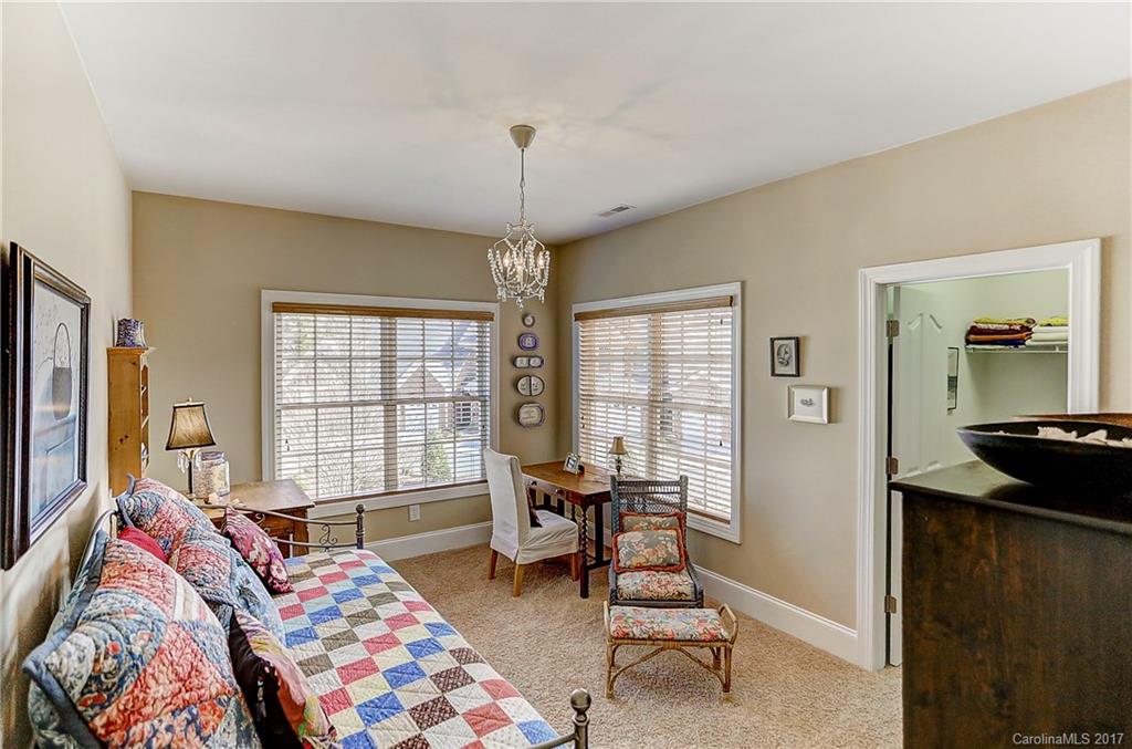 Beacon Knoll - Residential