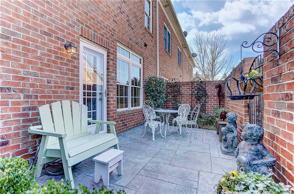 Beacon Knoll - Residential