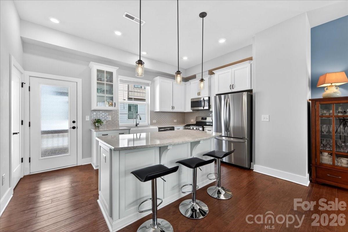 1510 Mcclintock Corners Alley