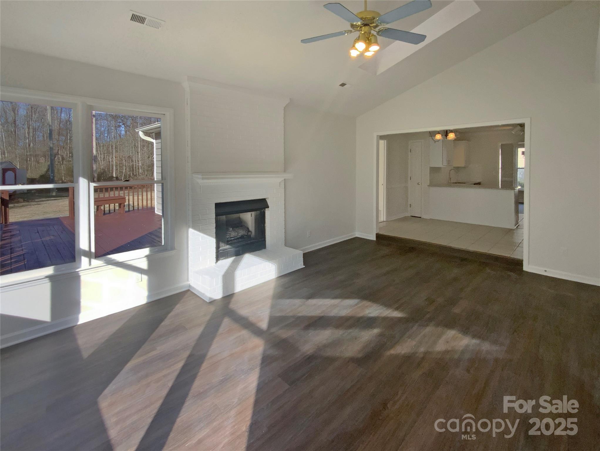 4202 Hounds Run Drive