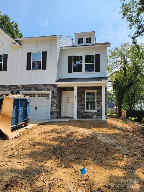 2032 Mandarin Boulevard Charlotte NC 28205