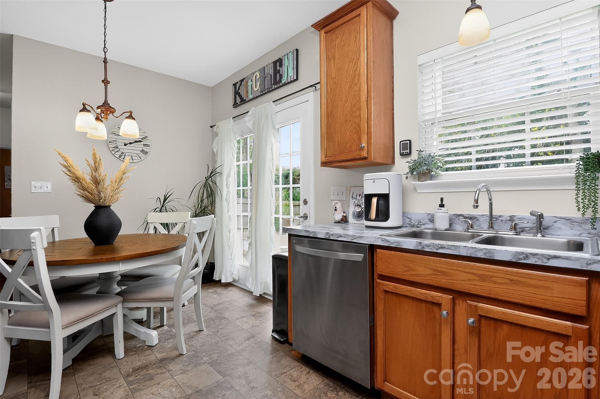 Hollythorn - Residential