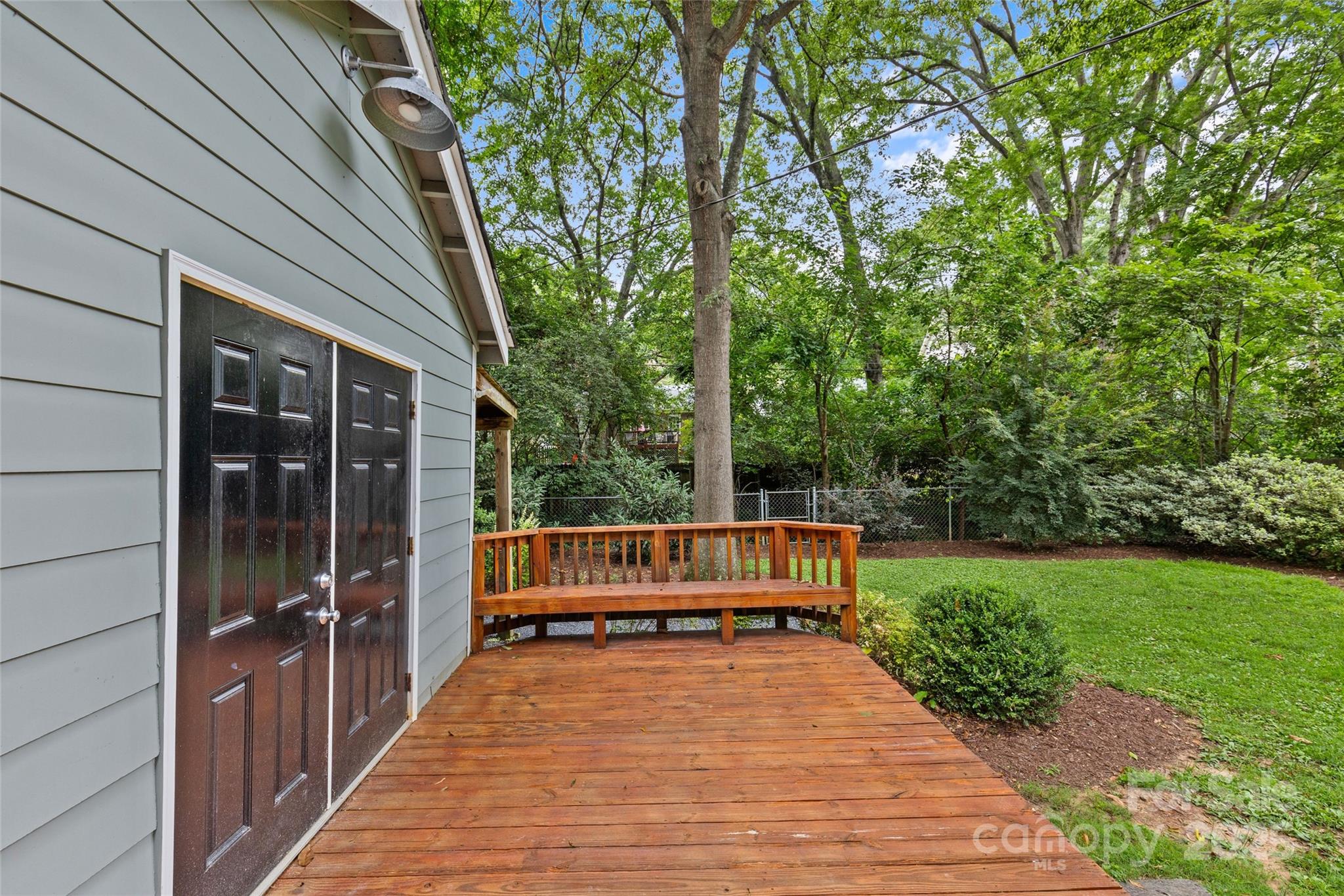 2115 Laburnum Avenue