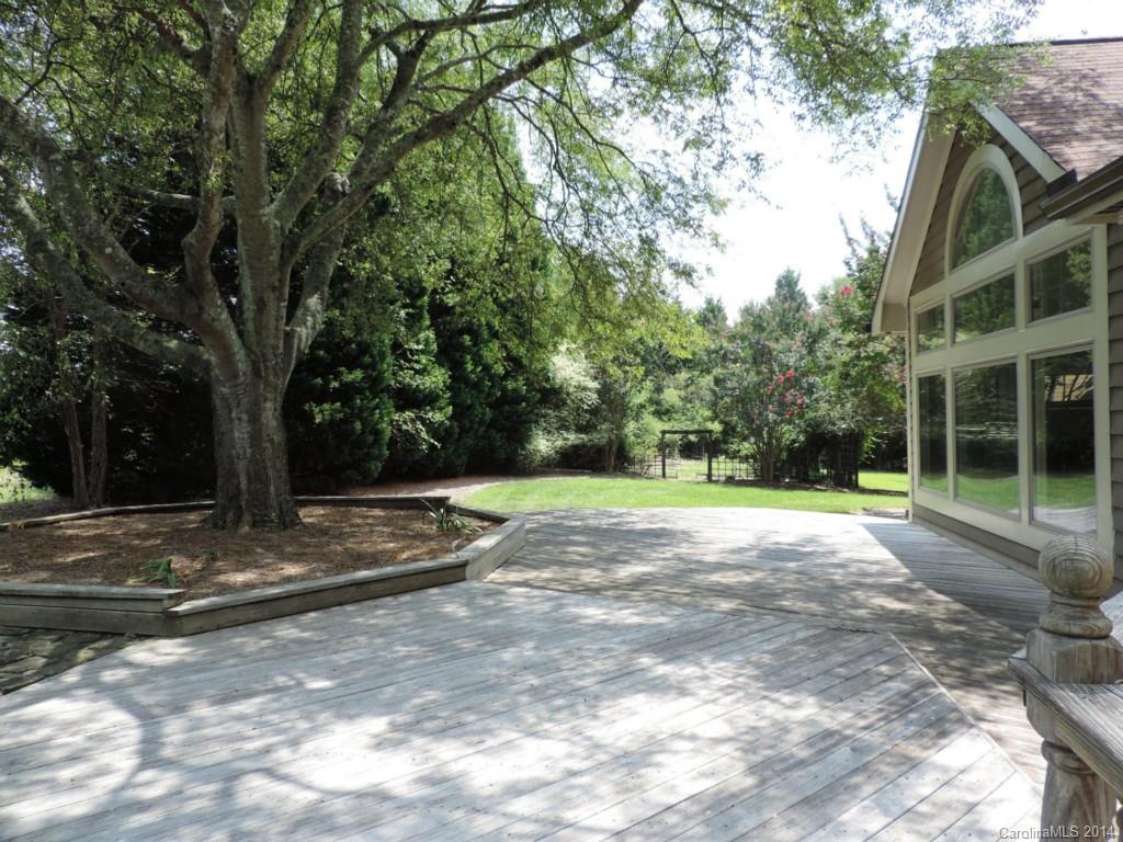 Pinetuck - Residential