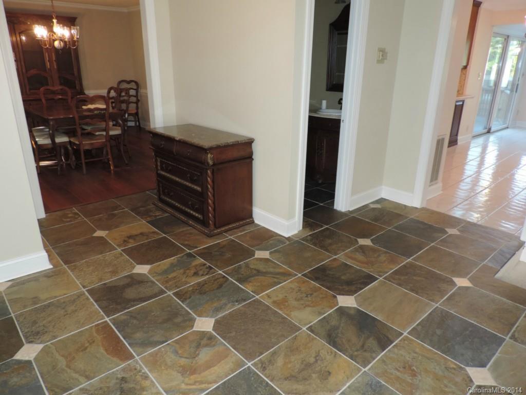 Pinetuck - Residential