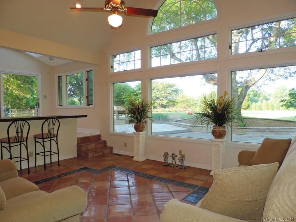 Pinetuck - Residential