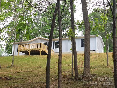 28 McGee Hill Road Fairview NC 28730